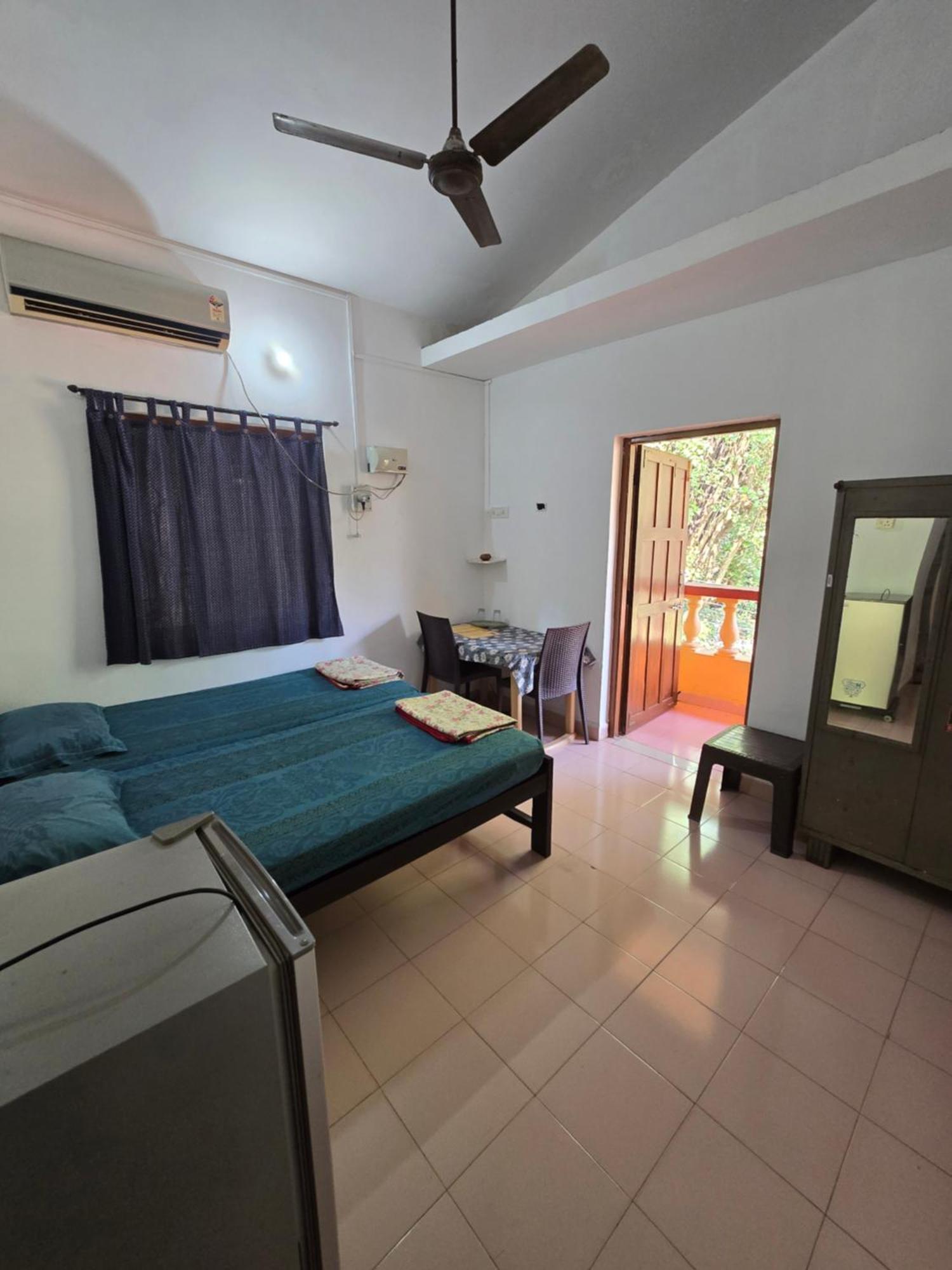 Georgedale Guest house Calangute